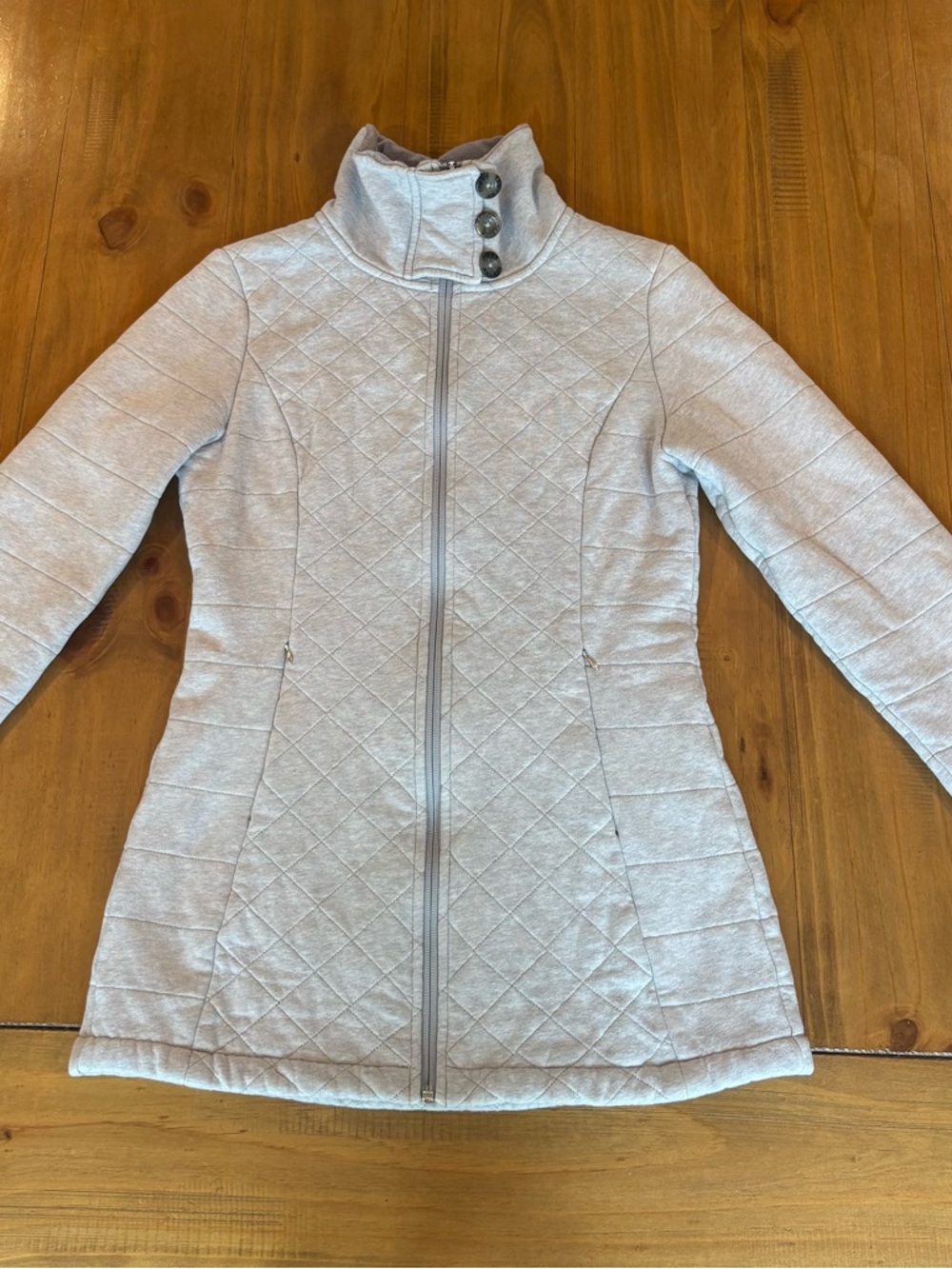 The North Face Light Gray Quilted Women's Zip-Up Jacket with Stand Collar